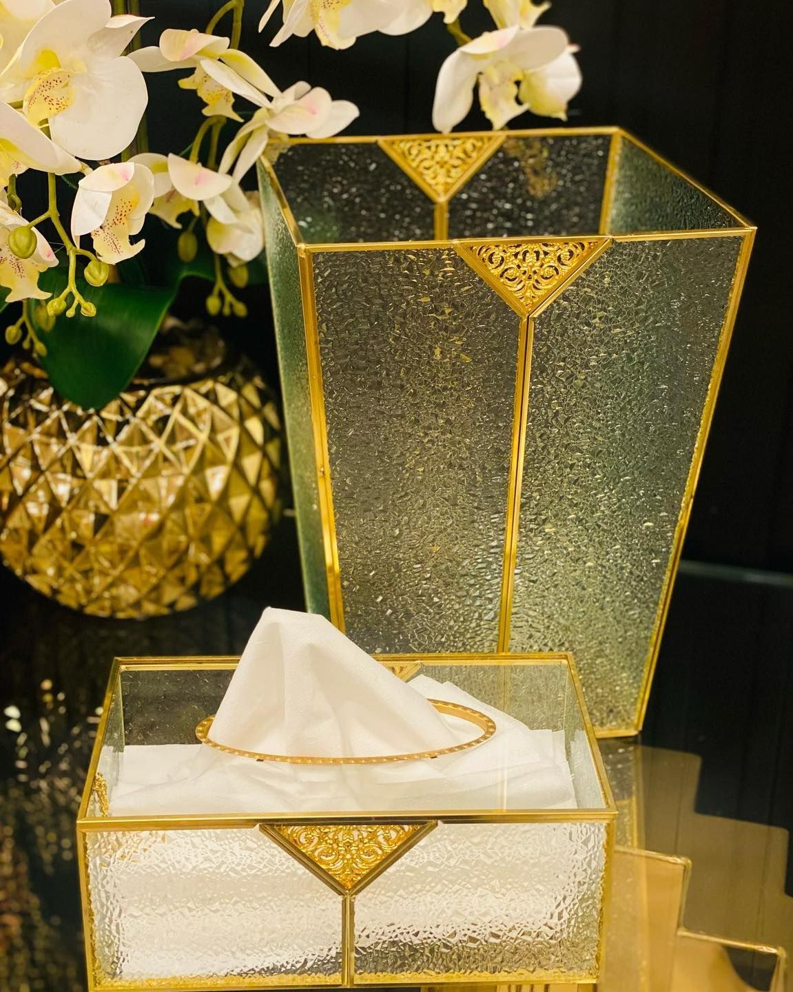 Set of Tissue Box & Waste Basket