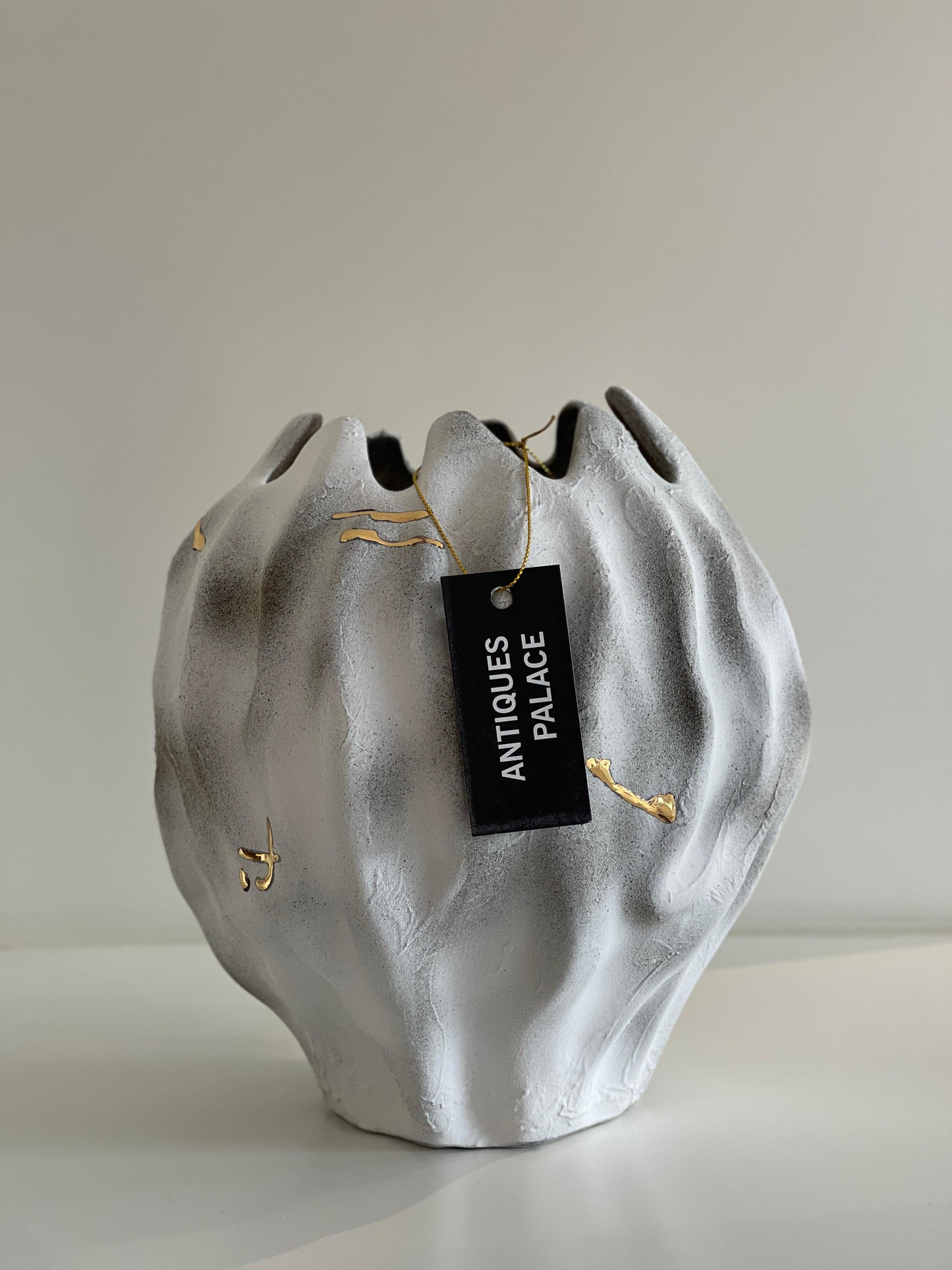 SET OF 2 PCS ROYAL CERAMIC VASE ( 2 SIZE AVAILEBLE )