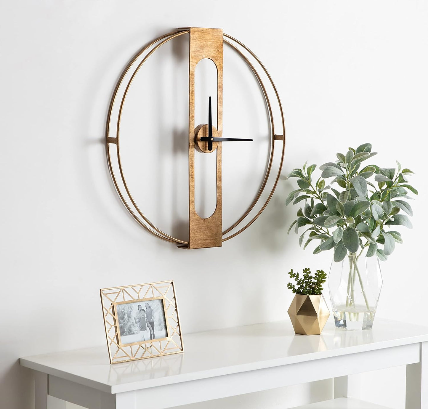 Urgo Numberless Modern Metal Wall Clock