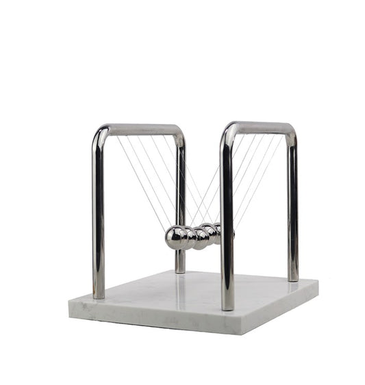 newtons cradle 3d model B9032