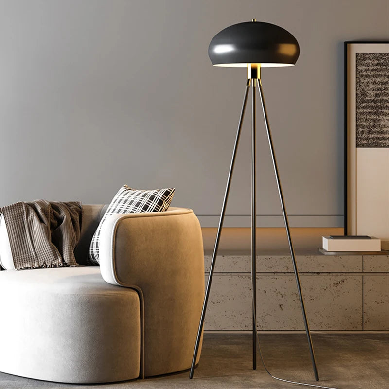 Metal Tripod Floor Lamp L109099