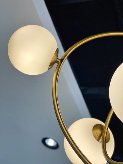 Mid century modern Chandelier 7-globes, Italy 1950s Mid-20th century