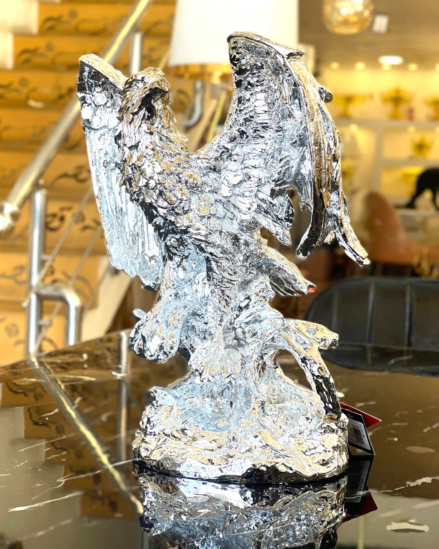 Resin Eagle Sculpture A237-2