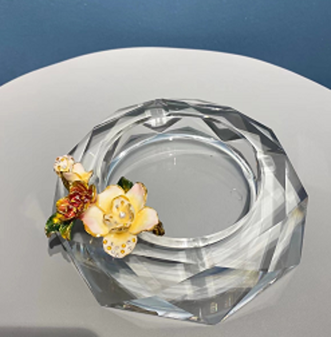 Crystal Ashtray  Y02