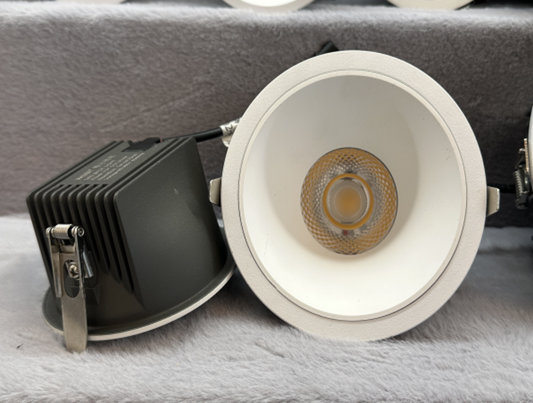 LED SPOT LIGHT WE-QC41