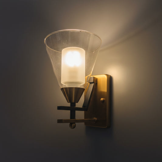 Modern Glass Wall Sconce with Brass Finish 9625-1w